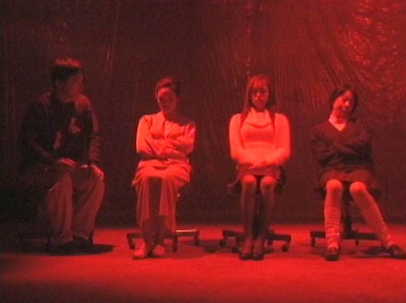 Включи red room. Red Room" красная комната  (1999) ужасы ". Даркнет красная комната стрим.